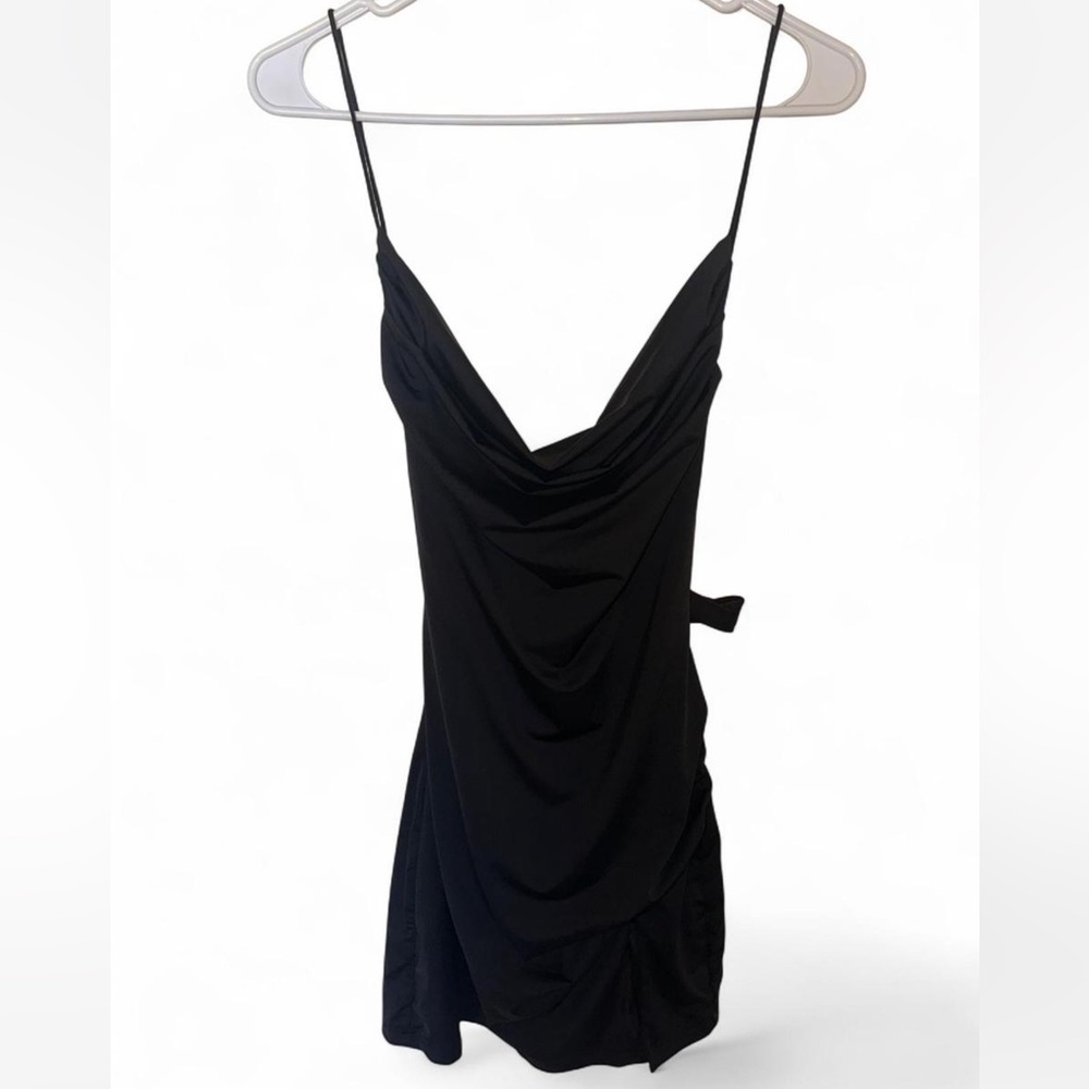 Dress - Picture 2 of 4